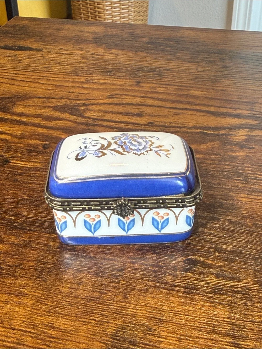Beautiful Vintage Cobalt Blue Porcelain Trinket Box